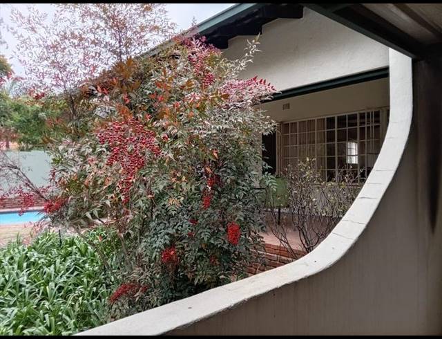 1 BEDROOM PROPERTY TO RENT IN FOURWAYS
